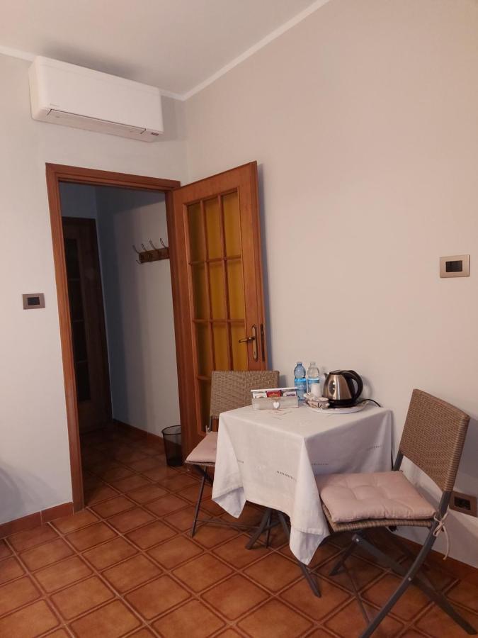 فندق Casa Dell'Agrifoglio Caselette المظهر الخارجي الصورة