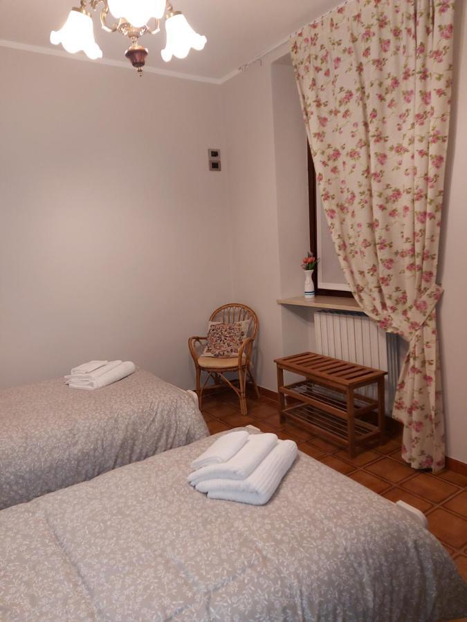 فندق Casa Dell'Agrifoglio Caselette المظهر الخارجي الصورة